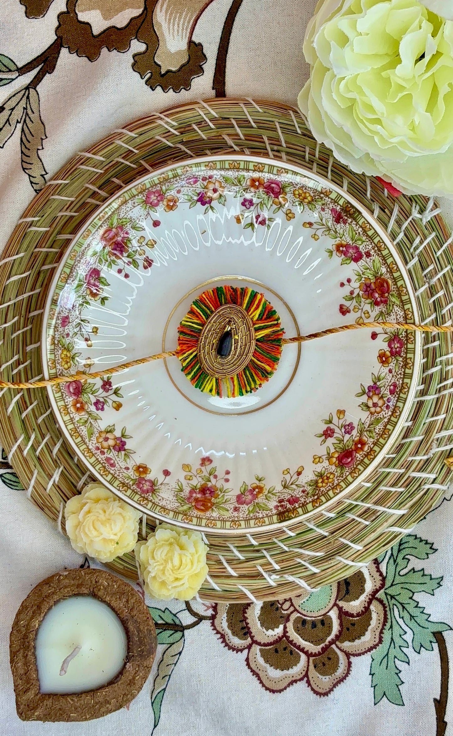 SOE Plantable Pine Needle Rakhi: PALAASH with sunflower seed (with rice & tikka)