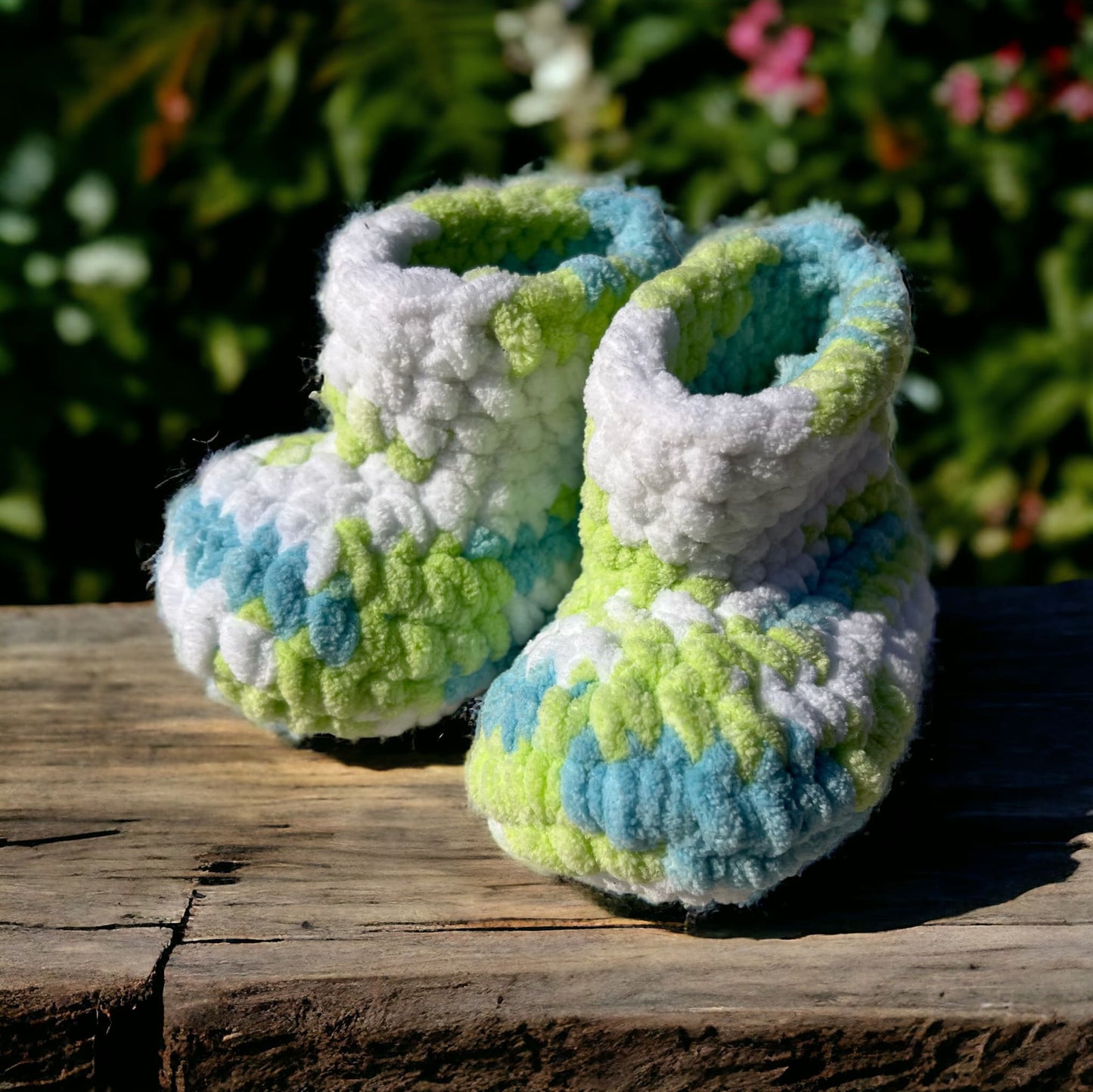 SOE Crochet Baby Booties Green